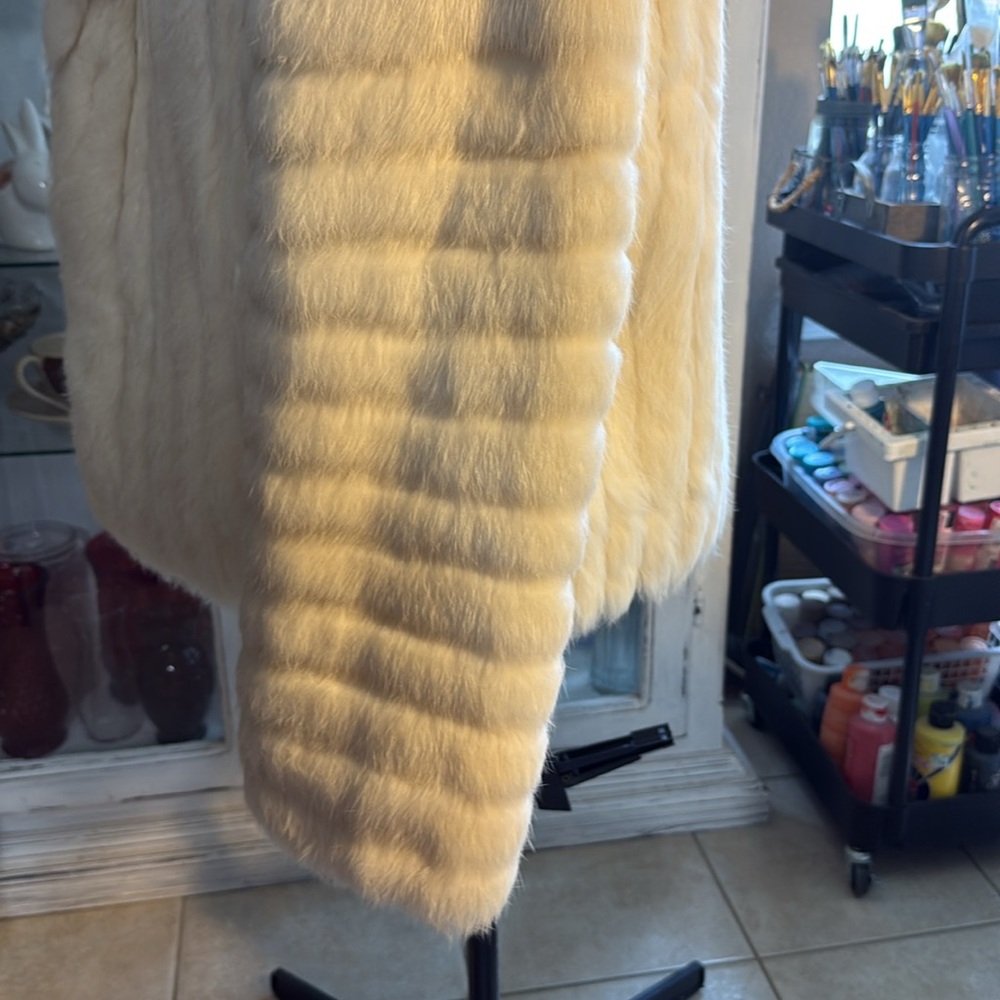 80s Vintage Rabbit Fur Jacket - Picture 6 of 7